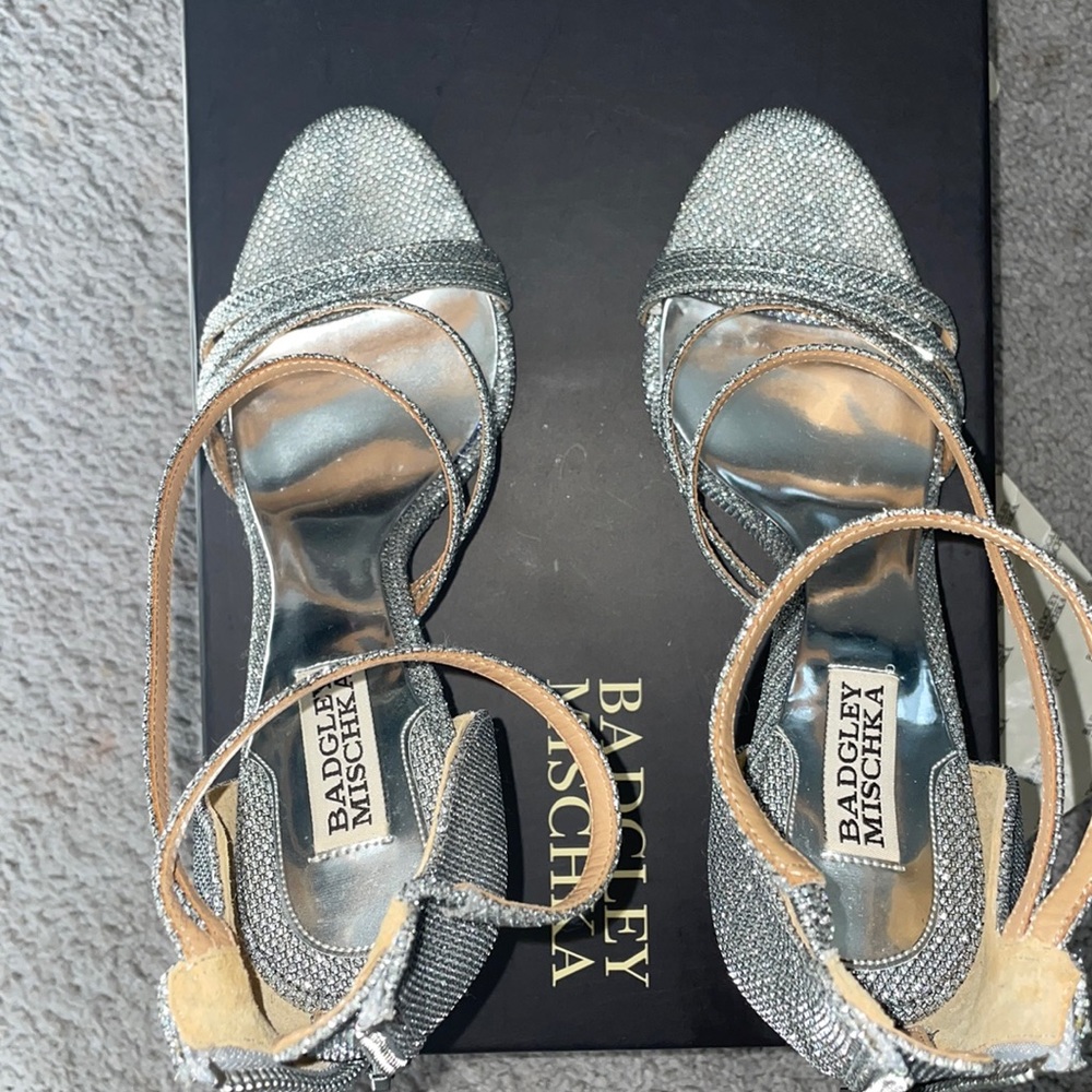 Badgley Mischka landmark strap heel